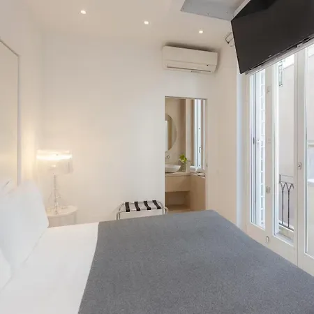 Superb With The Rooftop Jacuzzi * Рим