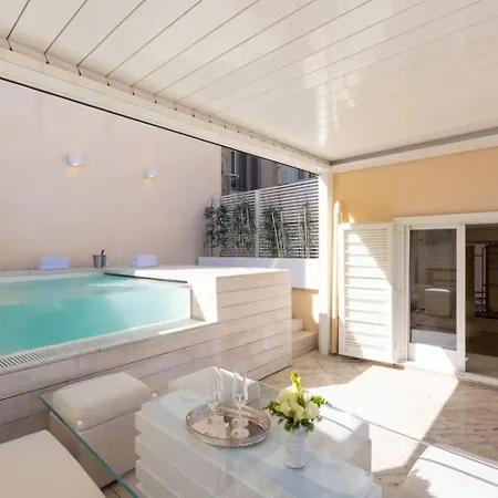 Апартаменты Superb With The Rooftop Jacuzzi
