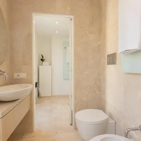 Superb With The Rooftop Jacuzzi شقة *